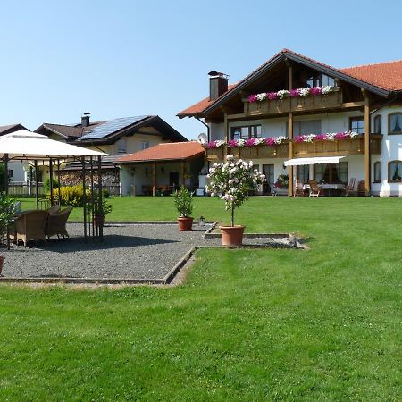Gaestehaus "Zur Schmiede" 维尔塔赫 外观 照片